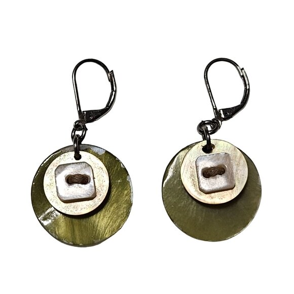Boho Handmade Shell Button Dangle Earrings Green Statement Fashion Jewelry Women - Picture 1 of 5